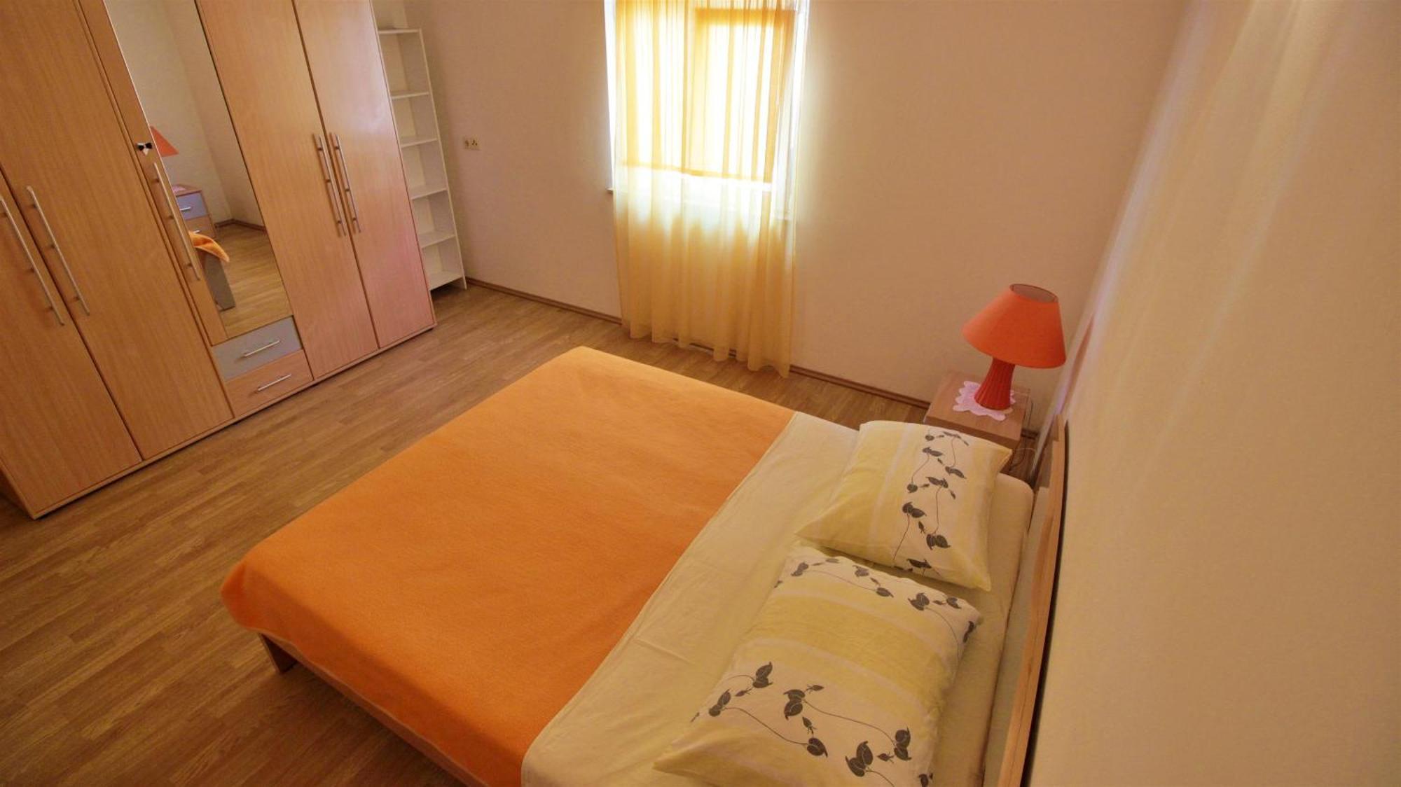 Apartments Marusic โอมิช ภายนอก รูปภาพ