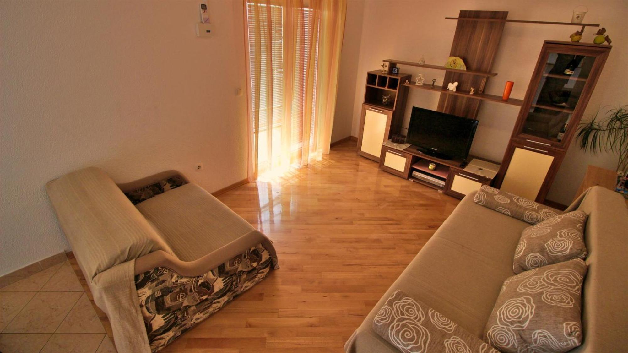 Apartments Marusic โอมิช ภายนอก รูปภาพ