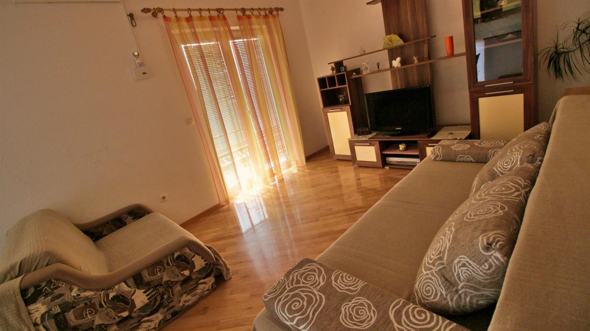 Apartments Marusic โอมิช ภายนอก รูปภาพ