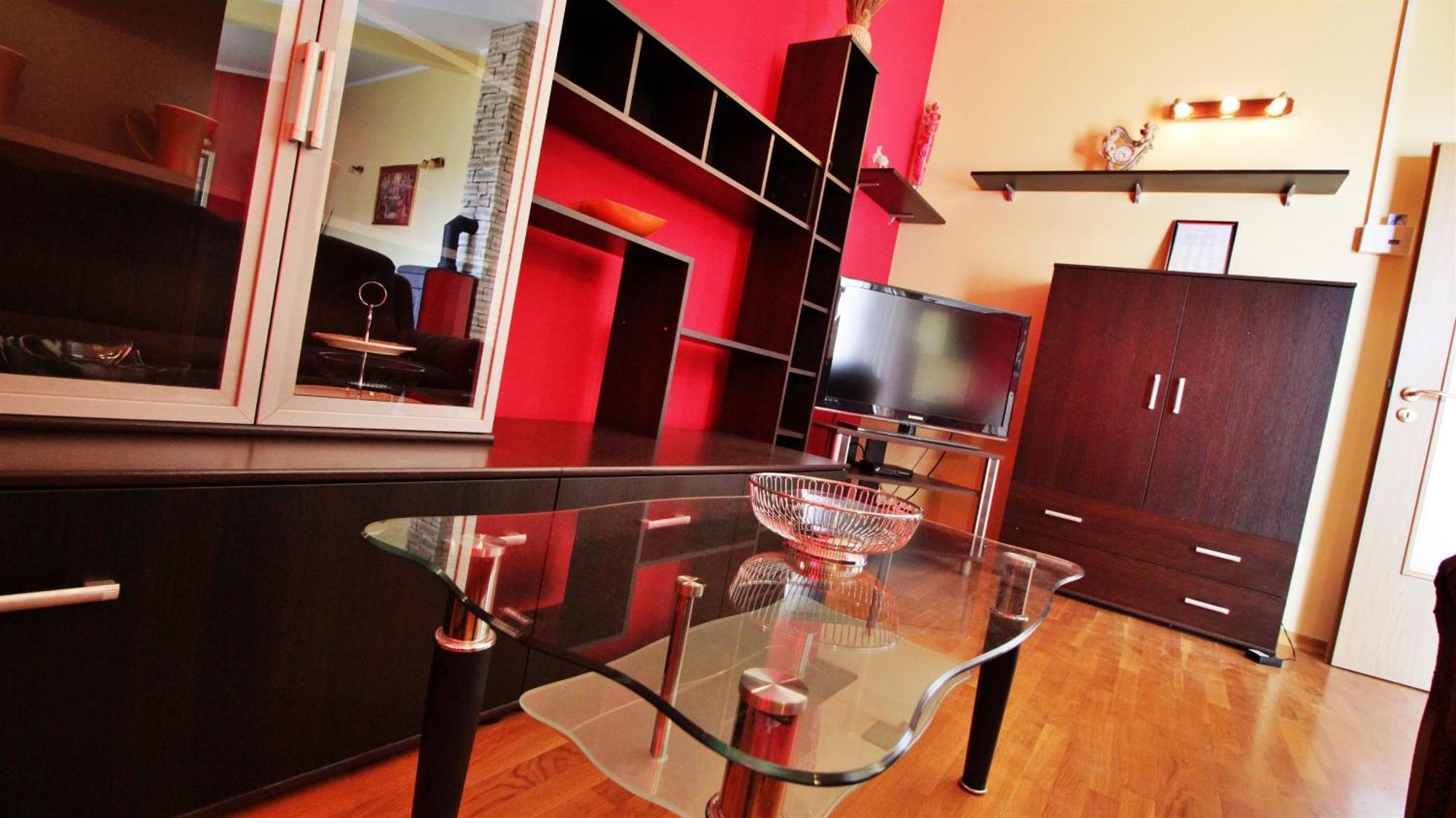 Apartments Marusic โอมิช ภายนอก รูปภาพ